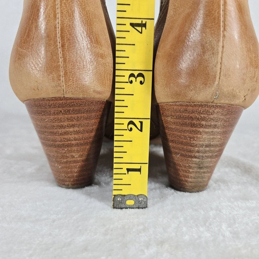 Frye Reina Boots Womens 8 Beige Leather Western Ankle Side Zip Cone Heel Booties